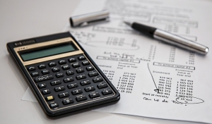 How a Paycheck Calculator Helps You Plan for Retirement