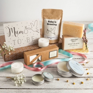 5 Delightful Food Gifts For First-Time Moms