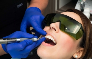 How Should I Prepare For My Visit To An Emergency Dentist In Midtown Houston?