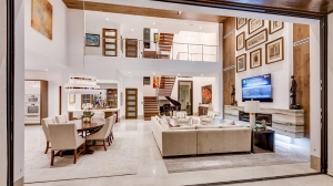 Why Houston Homeowners Are Opting for Custom Builds Over Spec Homes