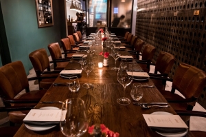 Why Dining with Private Room in Singapore Is Perfect for Groups