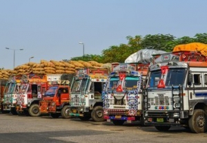 Best Practices for Using Part Load Transport Services Efficiently