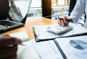 Make Business Smoother with Bookkeeping Services in Brampton