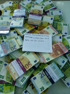 How to Identify Fake Euros: Guidelines from Spanish Banks