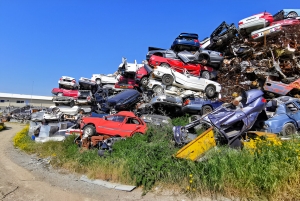 Turn Your Junk Into Cash: Cape Coral's Scrap Car Solution