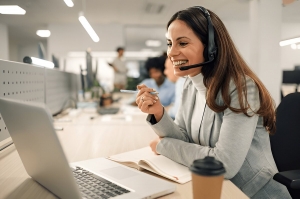 How Conversational AI Voice Bots Are Transforming Call Center Efficiency and Customer Experience