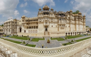 From Kanpur to the World: Travel Smarter with Affordable Experts Near You