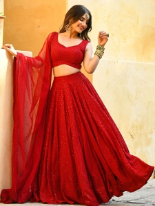 Red Lehenga Choli and Green Lehenga Choli: A Bridal Journey