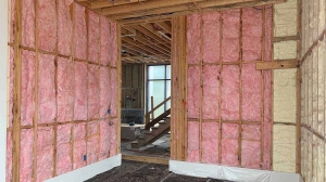 Key Differences Between Fiberglass Batt and Blown-In Insulation