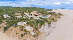 Comparing Tortuga Bay Los Cabos with Other Luxury Communities