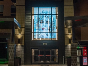 How to Use LED Screens to Increase Sales in Your Dubai Storefront