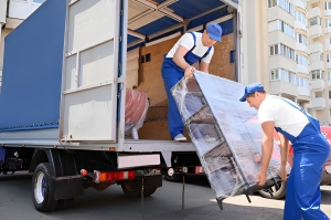 How Much Does It Cost to Hire Movers in Denver?