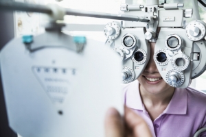 Why Regular Visits to Optometrists in Mississauga Help Preserve Long-Term Vision