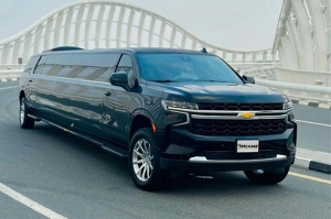 Book Chauffeur Services in Dubai for a Luxury Travel Experience