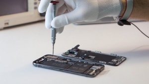 How Do You Know If Your iPhone Needs a Screen Replacement?