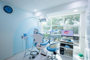 Crafting Confident Smiles with Precision and Care in Mumbai