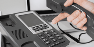 VoIP: Significato, Funzionamento e Vantaggi della Tecnologia VoIP