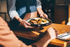 A Little Indulgence Can Hit The Spot: The Positive Aspects Of Hiring A Personal Chef For Special Occasions
