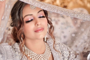 Stylz Salon with Komal Mahendru : Best Makeup Artist in Lucknow