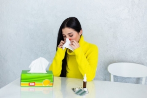 is hay fever contagious