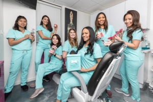 What Are the Advantages of Choosing a Dental Office in Manhattan with a Trusted NYC Dentist?