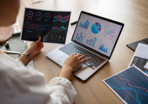 Your Path to Success: Pursuing BBA (Hons.) in Business Analytics