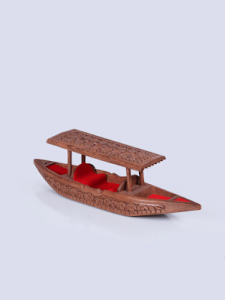 Handcrafted Elegance: Kashmiri Walnut Wood Masterpieces