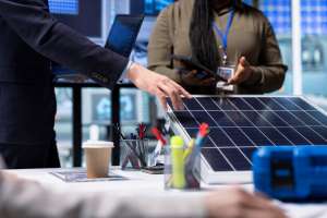 How Solar Power Enables Communities and Businesses to Thrive Sustainably