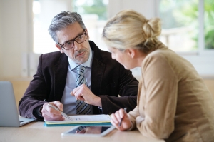 How Do Insurance Lawyers Help Resolve Policy Disputes?