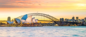 Sydney Harbour Cruises: Sunlit Sights vs. Starlit Nights