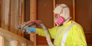 Signs It’s Time to Call a Spray Foam Insulation Company