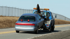 How Old Car Removal Services in Adelaide Help You Earn Instant Cash