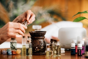 Should You Enrol in a Certified Aromatherapist Course?