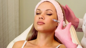 Why Combining Fillers & Fat Grafting Revives the Eye Area