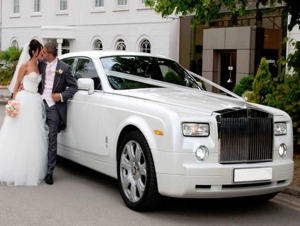 Wedding Planning? Don’t Forget the Event Chauffeur Melbourne Touch
