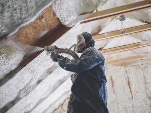 How Spray Foam Experts in Martin County, MN Improve Indoor Air Quality