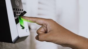 How Access Control Enhances Security in Commercial Buildings