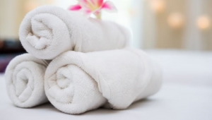 Towel Etiquette: Proper Usage and Maintenance