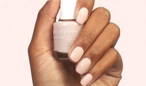 Dazzle Dry at Gateway Nail Salon: Beauty Meets Speed & Wellness