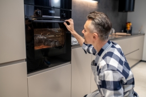 Top 7 Causes of Microwave Malfunctions in 2025