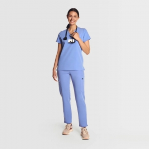 What’s the Difference Between Standard and Premium Nursing Scrubs and Uniforms?