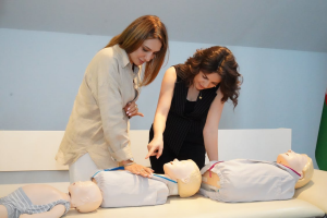 From the Jobsite to the Breakroom: Why First Aid and CPR Training is Essential for Every Industry