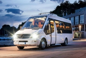 Affordable Minibus Rental Options For Large Group Travel In The USA