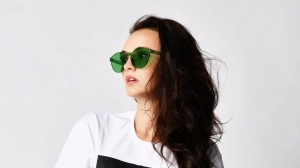 Green Frame Glasses – A Fresh Take on Eyewear Fashion
