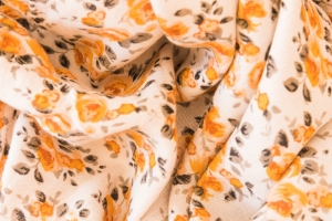 Choosing the Right Natural Colour Floral Fabric for Your UK Home