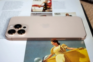 iPhone 16 Pro Max Display Quality – ProMotion at Its Best