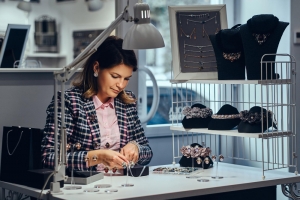 From Your Vision to a Beautiful Custom Jewellery Creation with Janine Jewels