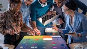 What Tourism-Focused Features Can an iOS App Development Team in Florida Implement?