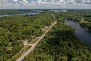 Top 10 Reasons to Stay at a Muskoka Lakeside Resort This Year