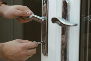 How to Find Reliable Locksmith Services When You Need Them Most
